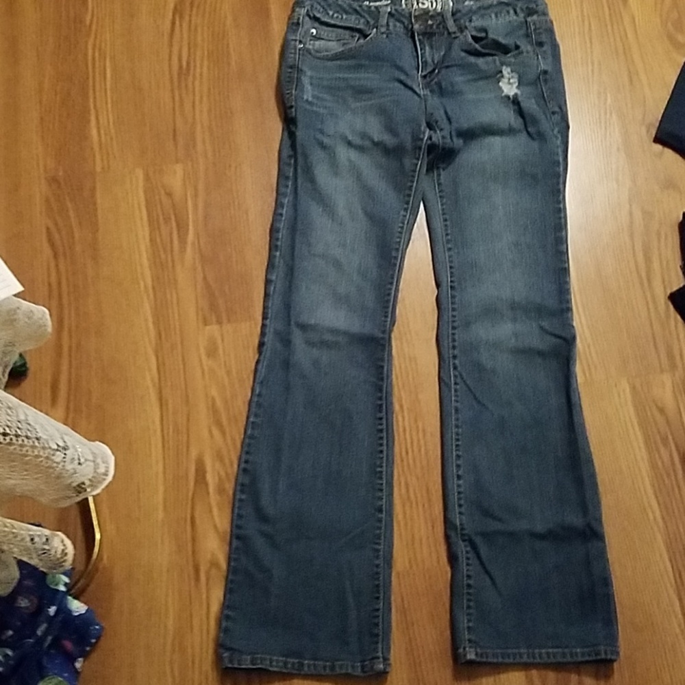SOS sz 9 rip an whitewash bootcut
